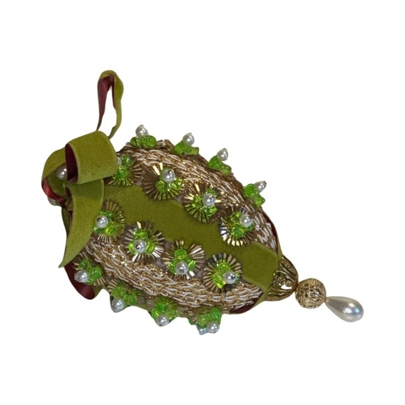 Rare Vintage Handmade Pin & Beaded Sequin Ornaments - Picture 2 of 7